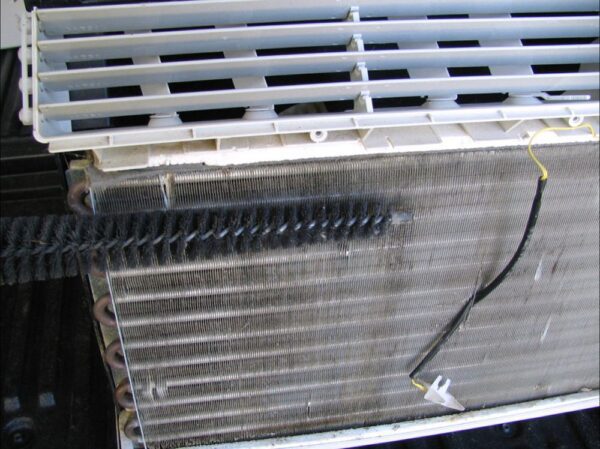 3 Bedroom Villa+Maid Odor Removal Dubai - Image 4